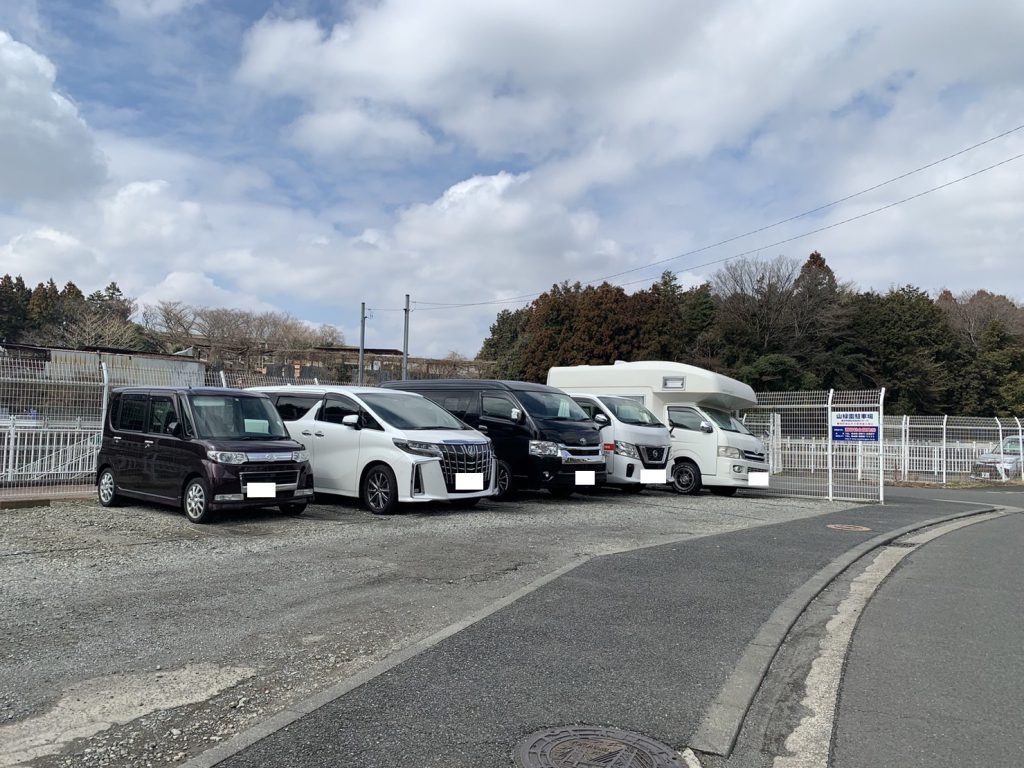 山緑園駐車場